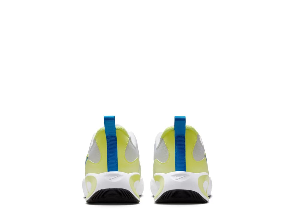 Nike Air Max Nova Sneaker