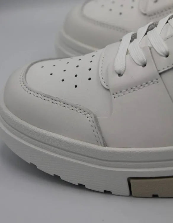 Tommy Jeans The Brooklyn LEather Footlocker Trainers White Green. Tommy Hilfiger. White. Trainers.