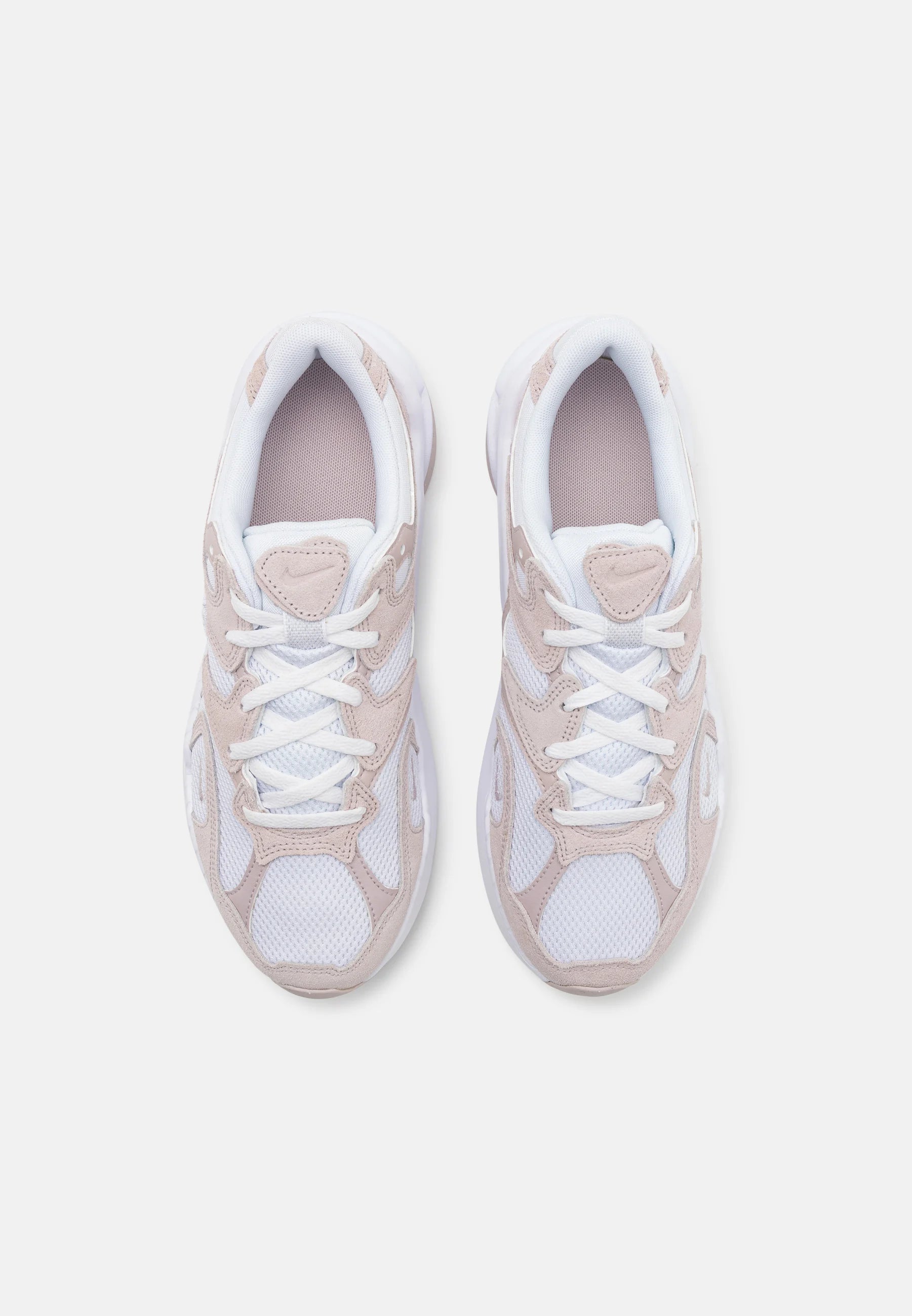 Nike Sportswear AL8 Trainers