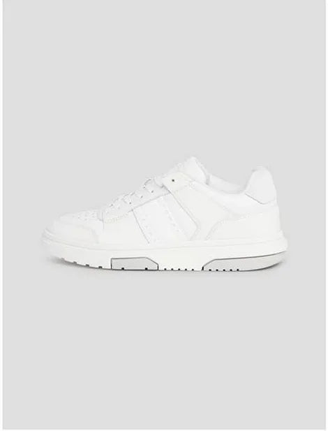 Tommy Jeans The Brooklyn LEather Footlocker Trainers White Green. Tommy Hilfiger. White. Trainers.